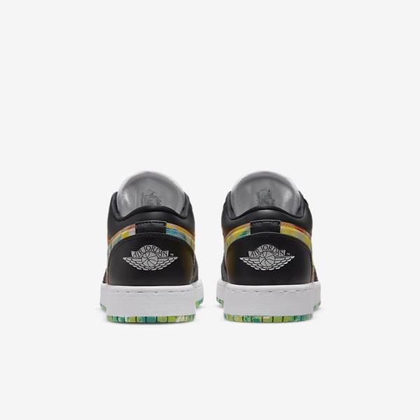 Zapatillas Nike Air Jordan 1 Low SE Older Niños Negras Naranjas Blancas | NK425VKS