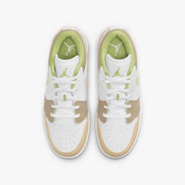 Zapatillas Nike Air Jordan 1 Low SE Older Niños Blancas Verde | NK531FYK