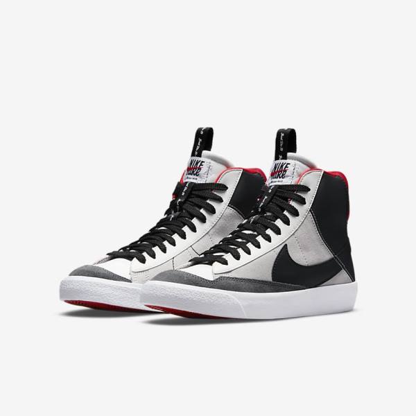 Zapatillas Nike Blazer Mid 77 SE Dance Older Niños Blancas Rojas Gris Claro Negras | NK723EWG