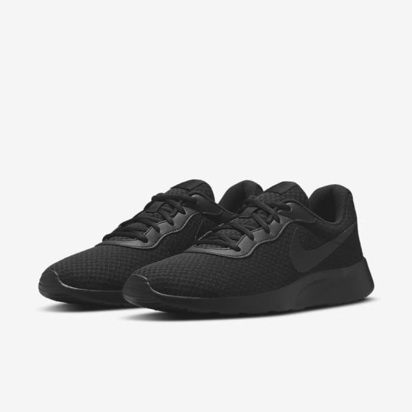 Zapatillas Nike Tanjun Hombre Negras | NK423IWA