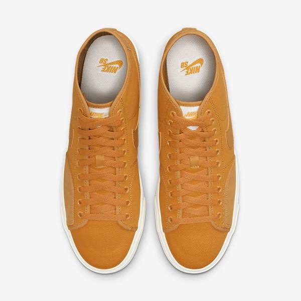 Zapatillas Skate Nike SB BLZR Court Mid Premium Hombre Amarillo | NK174SFZ