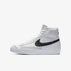 Zapatillas Baloncesto Nike Blazer Mid 77 Older Niños Blancas Naranjas Negras | NK750EPR